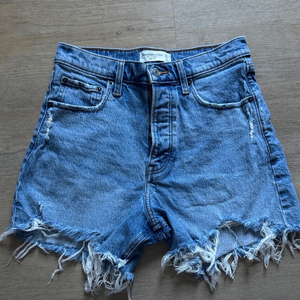Abercrombie & Fitch dad short